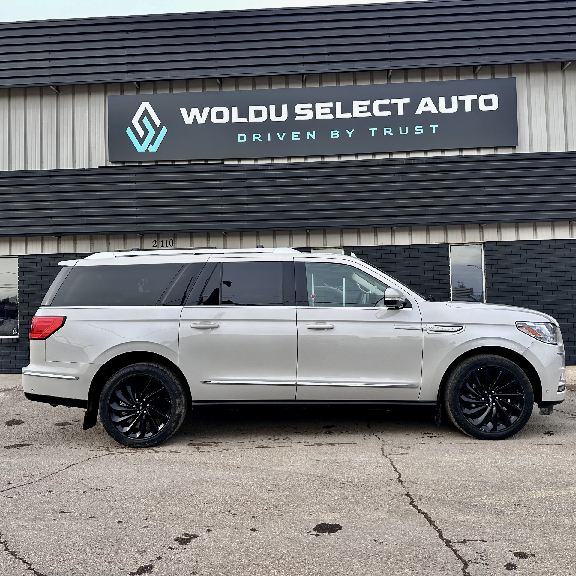 2021 LINCOLN Navigator L